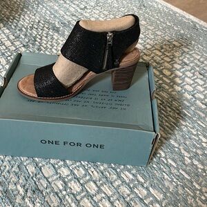 Toms Sandals